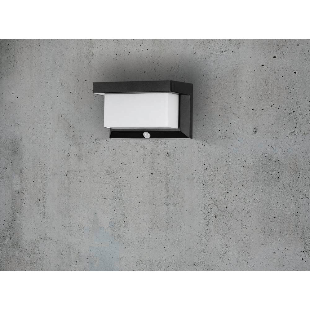 Eglo Z_SOLAR Aplique para exterior LED Negro, 32 luces, Sensor de movimiento main product photo