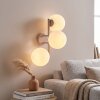 Aplique de pared Gastor moderno, tres pantallas esféricas blancas para leer junto al sofá