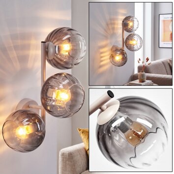 Aplique de pared moderno Koyoto con 3 pantallas esféricas de vidrio ahumado y transparente