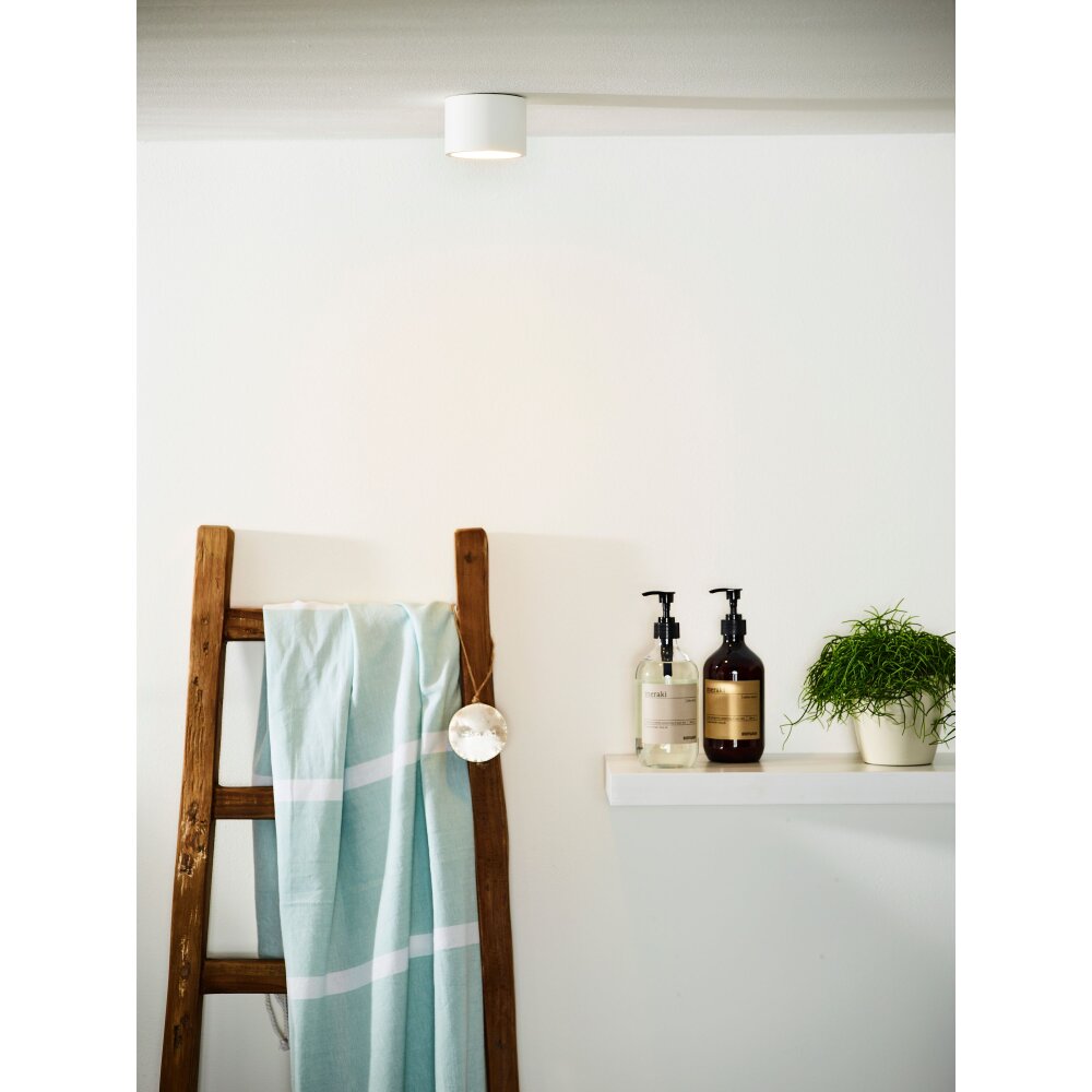 Lucide LILY Lámpara de techo para exterior Blanca, 1 luz main product photo
